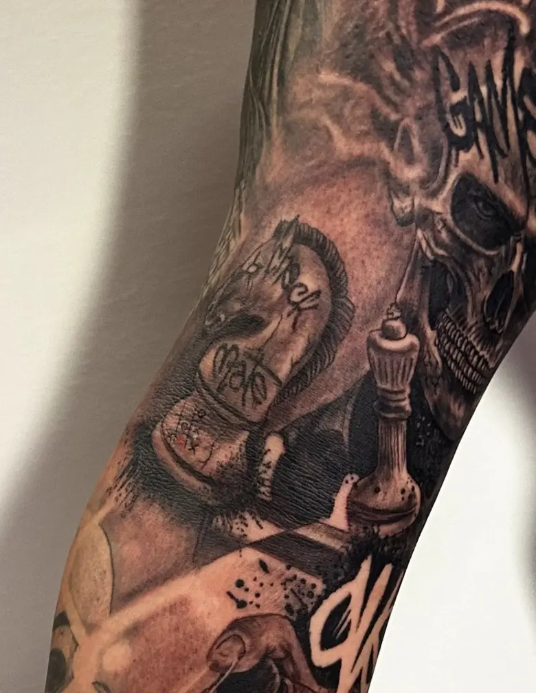 King's skull chess piece tattoo with graffiti elements and urban design by Rahma
