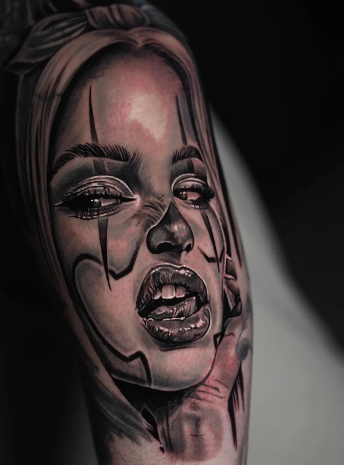 Photorealistic tattoo with exceptional detail and shading by Karlo at Omnia Tattoo Melbourne